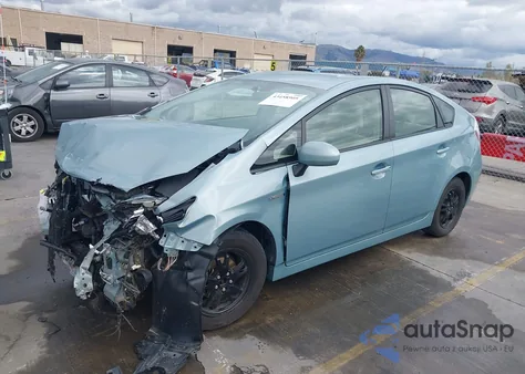 2013 Toyota Prius Two из США, поврежденный, VIN JTDKN3DU3D5651401